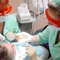 Fogászat dentaltsentr Zhulebino