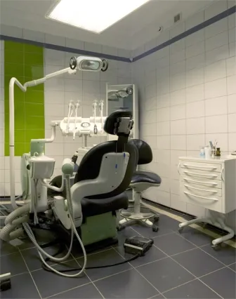 metro Dental sólyom repülőtér dinamó