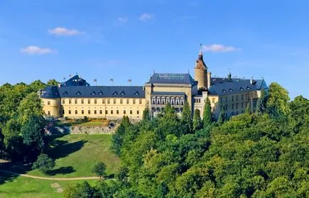 Esküvő Zbiroh Castle, helyszín esküvők kastélyok Csehország, esküvő iroda, esküvő