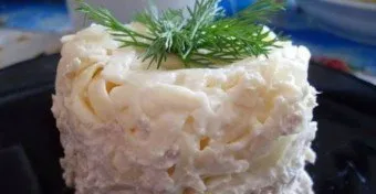 Aflați cum să pregătească o salată, „capriciu„rețete originale pentru femei pentru gurmanzi