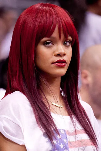 Kísérletek Rihanna frizurák történelem