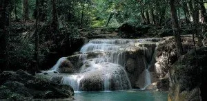 100 Cele mai uimitoare cascade, foc de tabără