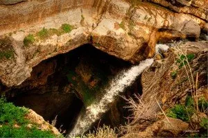 100 Cele mai uimitoare cascade, foc de tabără