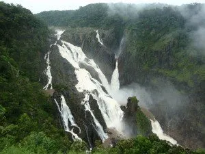 100 Cele mai uimitoare cascade, foc de tabără