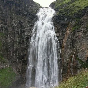 100 Cele mai uimitoare cascade, foc de tabără