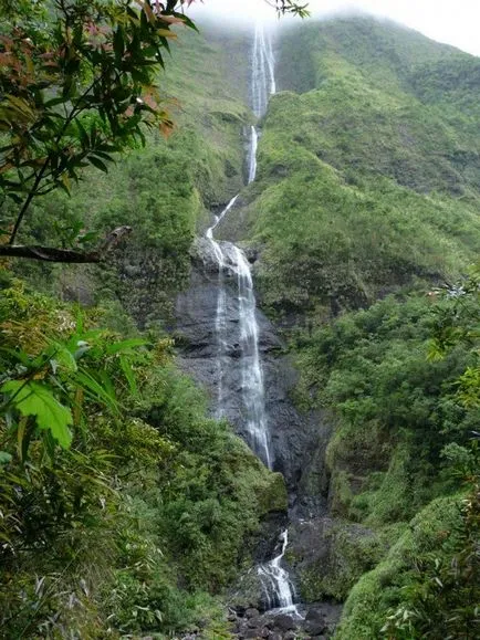 100 Cele mai uimitoare cascade, foc de tabără