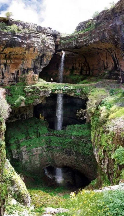 100 Cele mai uimitoare cascade, foc de tabără