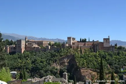 Alhambra - перлата на Гранада