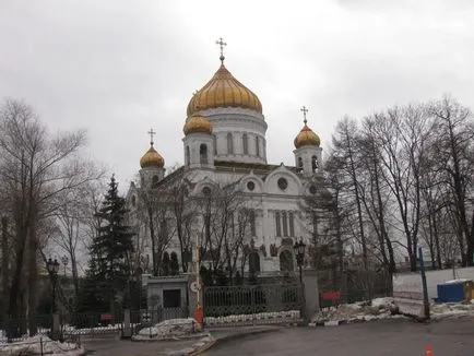 Главната църква на страната - Катедралата на Христос Спасител в Москва