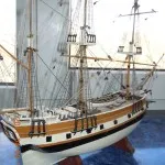 Istoria modelelor nave care navighează