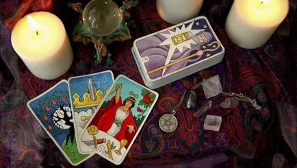 Ca un începător să învețe să ghicească la Tarot carduri samostotelno