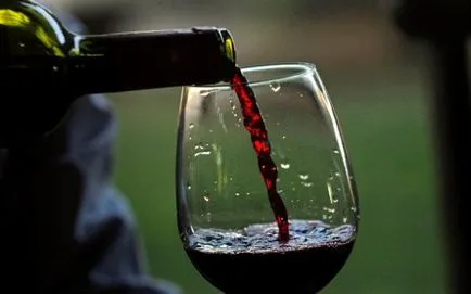 Как да се разграничат фалшив от реалния виното