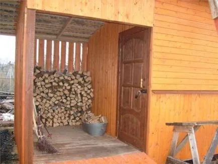 Hogyan építsünk egy woodshed az országban, különösen a tárolási tűzifa mint látta, fotó és videó