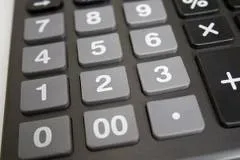 Hogyan számoljuk ki a kádat kézzel és egy számológép és hol letölteni
