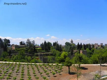 A várat az Alhambra Spanyolországban - egy új, nyolcadik csodája a világ