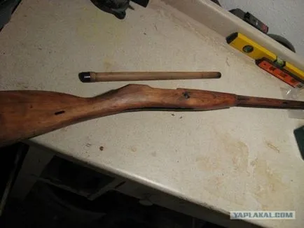 Мосин пушка от дърво с ръце