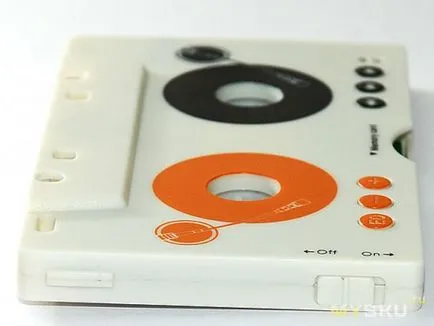 MP3 плейър в аудиокасета формат от дистанционното управление и четене на SD