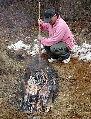 Peste noapte în pădure cum să construiască un pat de foc