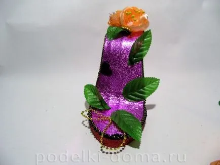 Originalul pantof hack cu flori, o cutie de idei și ateliere