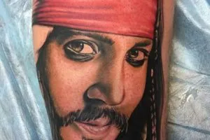 Valoarea Pirate Tattoo, schițe, fotografii 50, inima Yurets de stejar