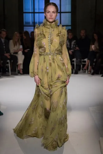 Рокли пролет-лято 2017 от Giambattista Valli