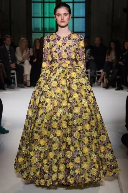 Рокли пролет-лято 2017 от Giambattista Valli