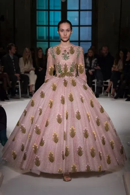 Рокли пролет-лято 2017 от Giambattista Valli