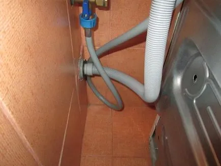 Conectarea mașinii de spălat cum să vă conectați aparatul la sistemele de alimentare cu apă și de canalizare, instalarea acesteia