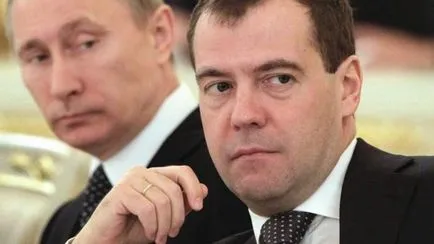 Poziția lui Putin este sub presiunea lui Medvedev, așa că a plecat și psihanul