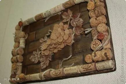 Cork panel dolgozik pillanatok