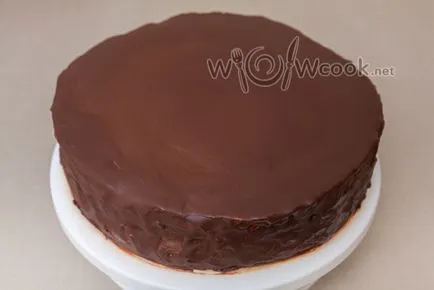 Csokoládé torta cseresznye és tejföl, a recept egy fotót