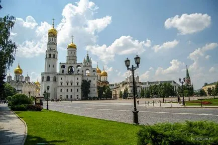 Катедралата площад на Кремъл в Москва