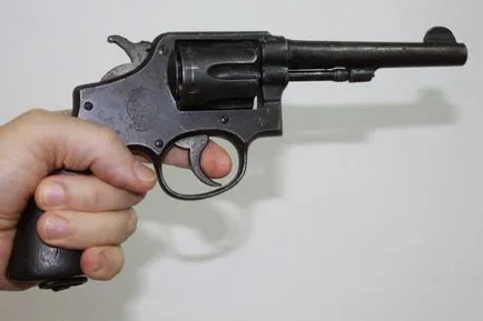 Smith - Wesson 