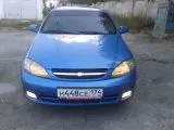 Compara Chevrolet Cruze și Chevrolet Lacetti