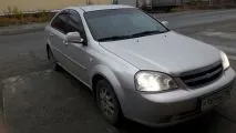 Compara Chevrolet Cruze și Chevrolet Lacetti