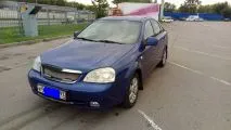 Compara Chevrolet Cruze și Chevrolet Lacetti