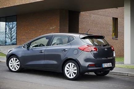 Összehasonlítás 3 Kia Rio és a Kia vetőmag