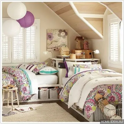 Dormitor pentru doua fete adolescente de vârste diferite sau spațiu zonare, locație