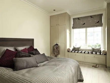 Peretii din dormitor cu un design laminat și aspect de model pictat fresca, vopsite în orice culoare