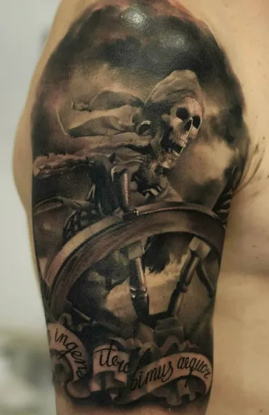 Tatuaj Pirate - modele de valoare tatuaj și fotografii