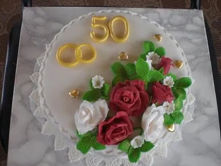 Торта на своите златни сватбени баби и дядовци, шпакловки, сметана, със собствените си ръце, фото и видео