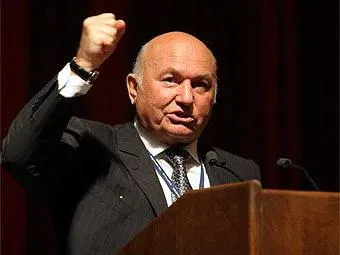 Yuri Luzhkov, az életrajz, a korábbi polgármester Moszkva