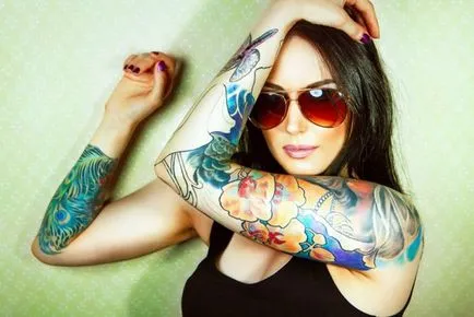 Női tetoválás - nem könnyű dekoráció, divat megszállottság