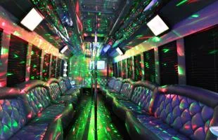 Автобус за партита и дискотеки, много идеи за малкия бизнес