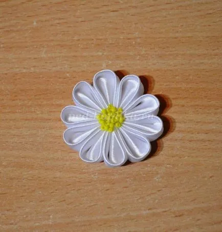 Гривна в kanzashi техника