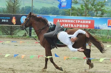 Campionatul de echitatie truc (34 poze) - triniksi