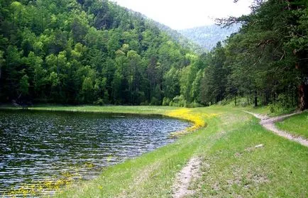 Tour szélén Goloustnoye nagy látványossága, séta térkép, hogyan lehet eljutni