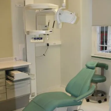 A kabinet Dr. Souci Émile-Louis Nizza - Dental prémium osztályú! Rusinfo méditerranée