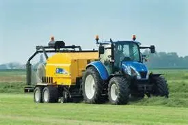 Mi jobb traktor MTZ UMZ, vagy legkésőbb 2017
