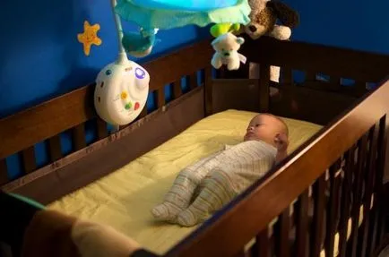 Как да се сложи бебето да спи
